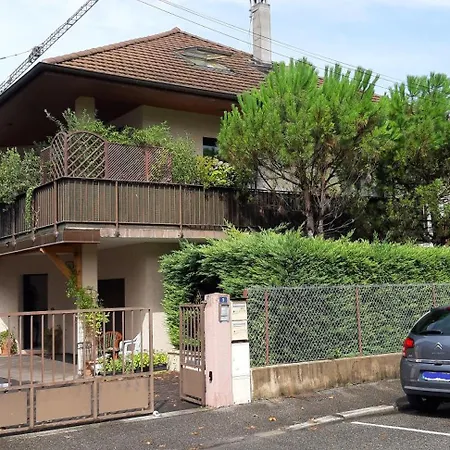 Appartement Avec Jardin Et Parking Privés